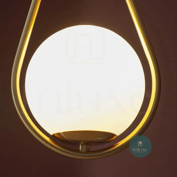 Suspension Globe Ovale Dorée à Verre Blanc Maroc_9