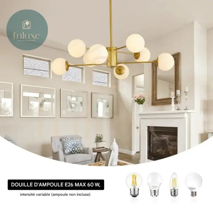 Suspension Moderne 8 Lumières Finition Dorée Globes en Verre Blanc 8